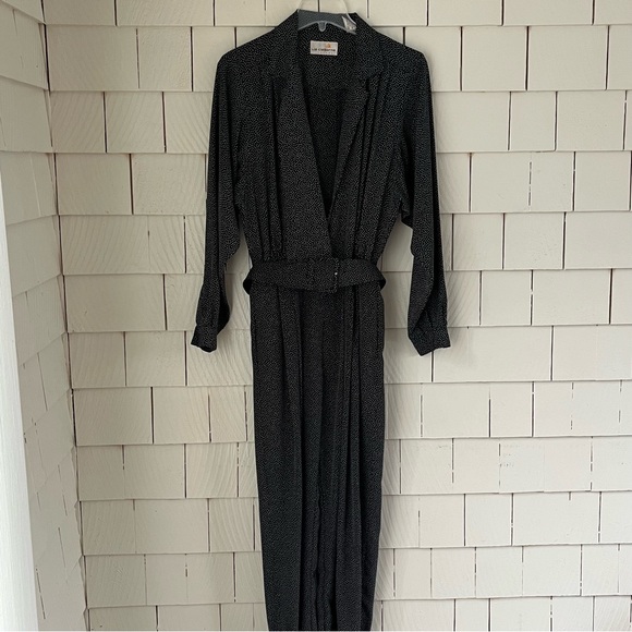 Vintage 90s Liz Claiborne Black and White Dotted Long Sleeve Jumpsuit with Belt - Picture 2 of 16